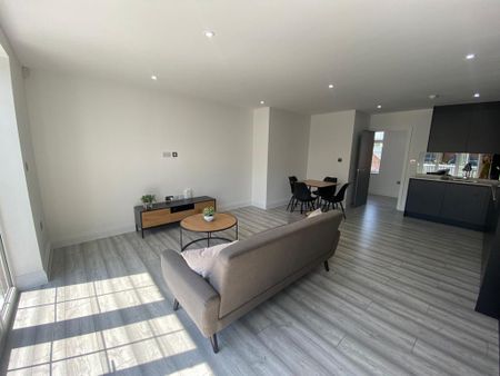 1 bedroom flat to rent - Photo 2