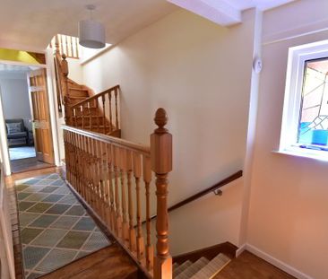 4 Brookvale Terrace (Student Let), Portrush, BT56 8EY - Photo 1