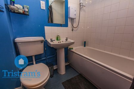 2 bed Apartment for Rent - Photo 5