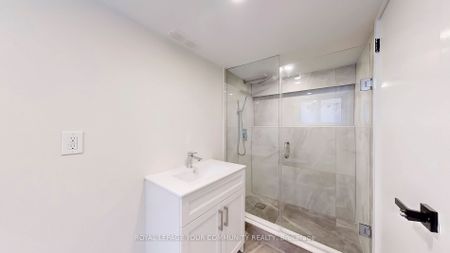 For Lease - 17 Camborne (Basement) Avenue, Toronto, Ontario - Photo 3