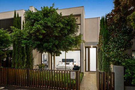 166 Dow Street, Port Melbourne VIC 3207 - House For Rent | Domain - Photo 5