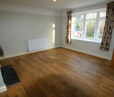 3 bedroom terraced house to rent - Photo 2