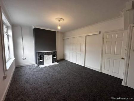 3 bedroom property to rent in Grimsby - Photo 3