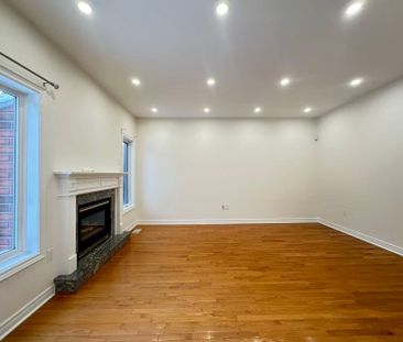 For Lease - 29 Libra Avenue, Richmond Hill, Ontario - Photo 1