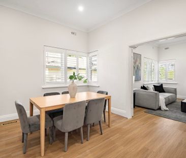 547 Camberwell Road, Camberwell VIC 3124 - House For Rent | Domain - Photo 3