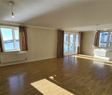 2 bedroom apartment to rent Macquarie Quay, Sovereign Harbour North... - Photo 1