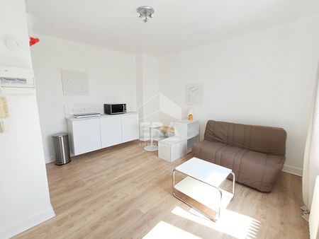 Location Appartement 1 pièce 19m² LA RICHE 37520 - Photo 3