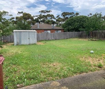 Situated in a quiet location - Photo 4