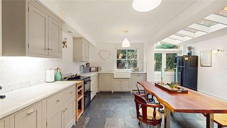 Huddleston Road, London, N7 - Photo 2