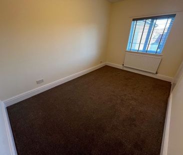 1, 7 Canford Lane - Photo 4