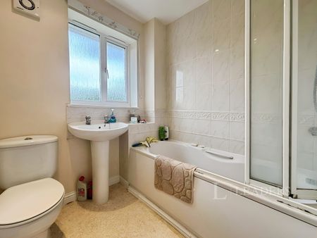 2 bedroom house to rent Bladewater Road, Norwich, NR5 - Photo 5