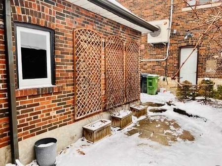 For Lease - 27 Oakview Avenue Unit# Bsmt, Toronto, Ontario - Photo 4