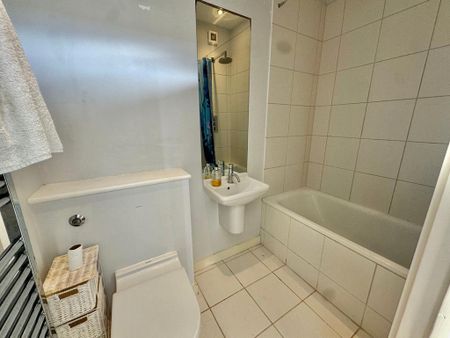 1 bedroom apartment to rent - Photo 5