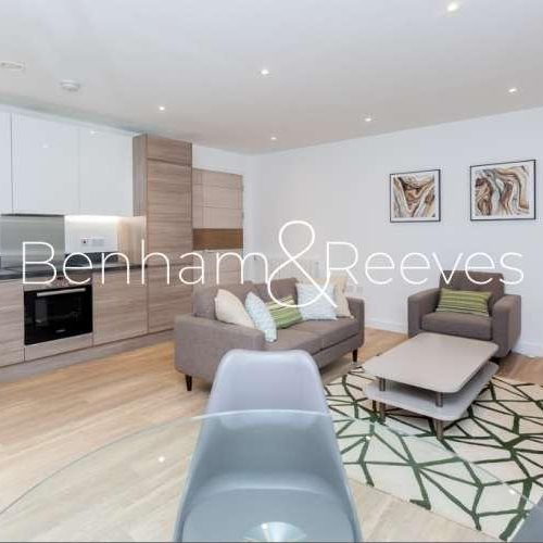 Ashton Reach, Surrey Quays, SE16 - Photo 1