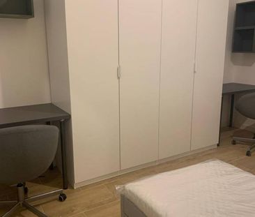 TRILOCALE OTTIMO STATO, PIANO RIALZATO, ZONA MASSARENTI - Photo 2