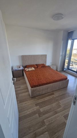 Va propun spre inchiriere un apartament modern cu 2 camere - Photo 4