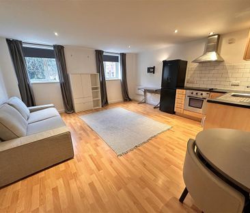 1 bedroom apartment to rent - Photo 2