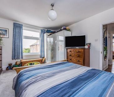 3 bedroom apartment to rent - Photo 5