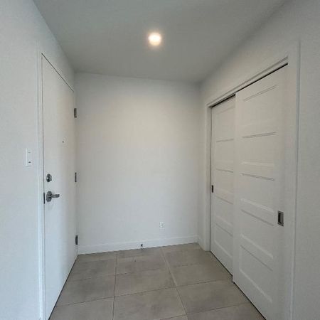 Appartement rez-de-chaussée lumineux à louer - Photo 3