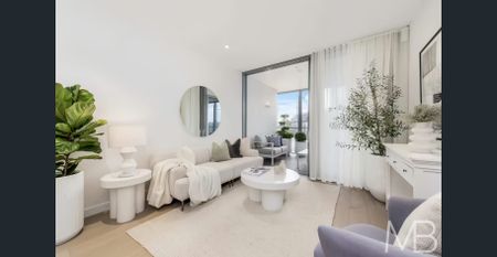 EXPERIENCE ICONIC WATERFRONT LUXURY AT ONE SYDNEY HARBOUR - Photo 4