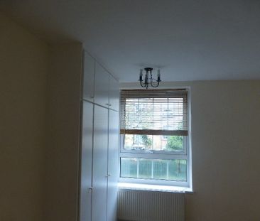 1 Bed Flat, Cahir Street, E14 - Photo 3