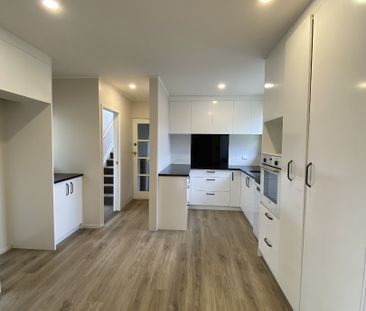 Property Management17 Otakau Road, Milford - House for Rent - Photo 5