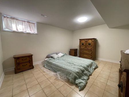 For Lease - 384 Maple Leaf Drive Unit# Bsmt, Toronto, Ontario - Photo 2