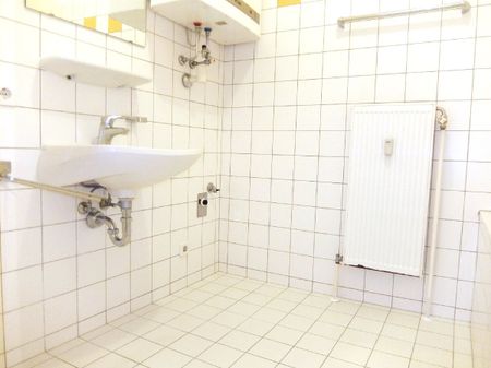 Schöne Altbauwohnung in Bahnhofsnähe! - Foto 4