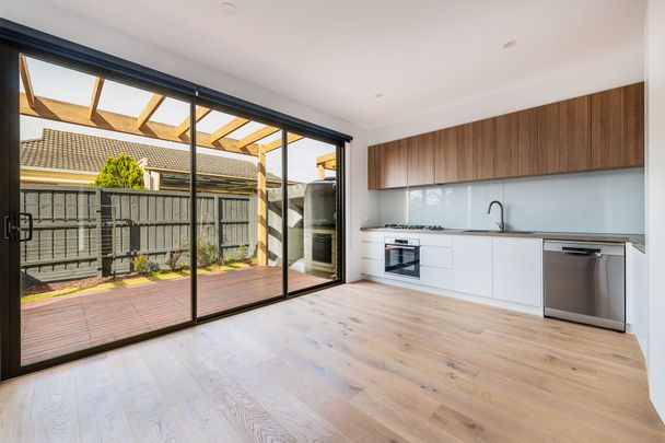 Boutique Townhouse - Photo 1