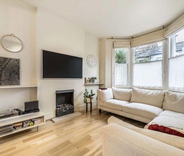 4 bedroom terraced house to rent - Photo 1