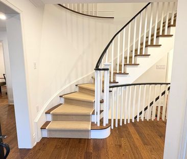 For Lease - 1841 Sherwood Forrest Circle, Mississauga, Ontario - Photo 6