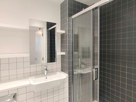 Blackwall Reach 2 Room 1 Room 2 - Photo 5