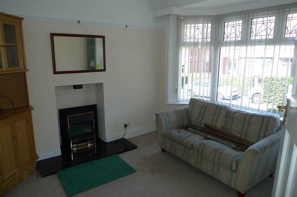 9 Irwin Crescent, Belfast, BT4 3AQ - Photo 1