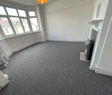 Kimberley Road, Bournemouth - Photo 1