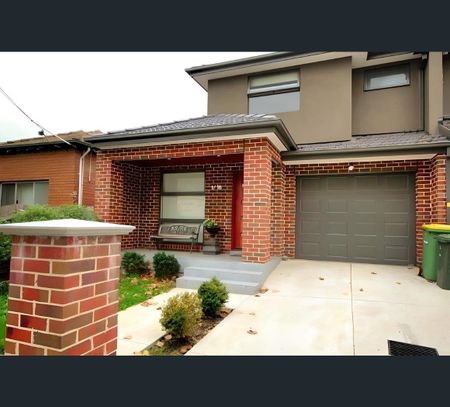 9/317 Heidelberg Road, Northcote, Vic 3070 - Photo 3
