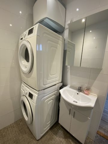 Mysig attefallshus i familjevänligt område i Tumba! - Foto 3