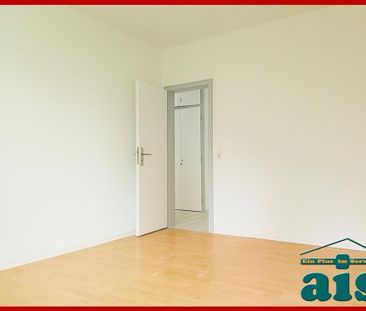 ais-GmbH bietet an: Renovierte 3 Zimmer Wohnung mit 2x Balkon. - Photo 6