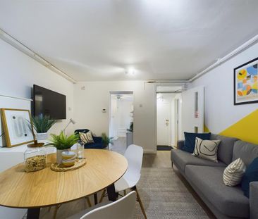 4 bedroom house to rent - Photo 1