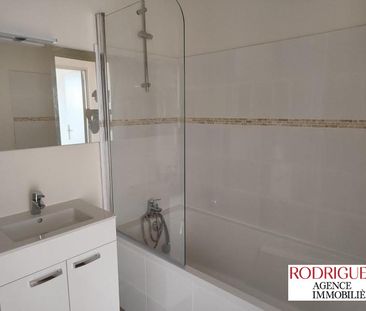 Location Appartement 4 pièces 81m² POITIERS 86000 - Photo 2