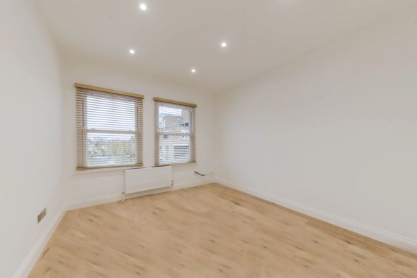 2 Bedroom Flat - Photo 1
