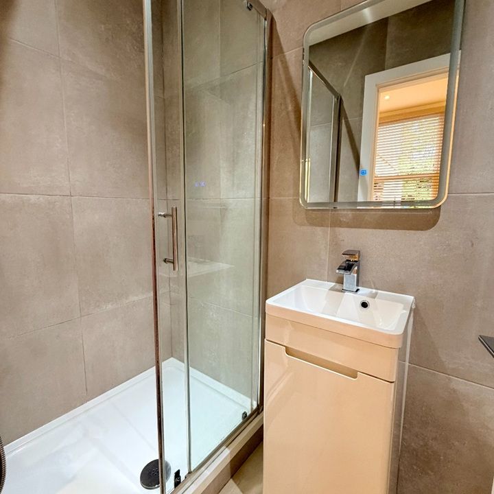 2 Bed Maisonette, Chaplin Road, NW2 - Photo 1
