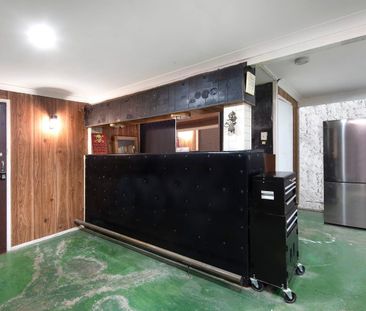 Spacious Family Home - Photo 1