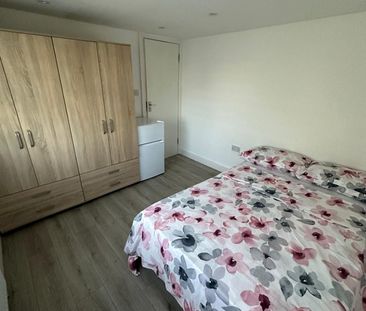 Room in a Shared House, Brantwood Road, N17 - Photo 3