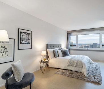 2.5 room apartment on the 24th floor - modern living with a fantastic view - Photo 3