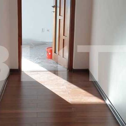 Apartament 3 camere, terasa, 90 mp, Piata 1 Mai - Photo 1