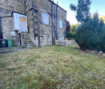 2 bedroom terraced house to rent - Photo 2
