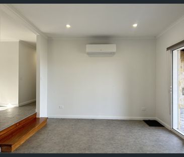 Sunny Sandford Home - Photo 6