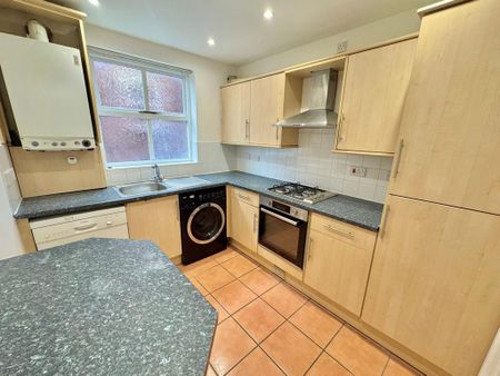 2 bedroom apartment to rent - Photo 3