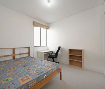 Fully Furnished 2 Bedroom Unit - Photo 5