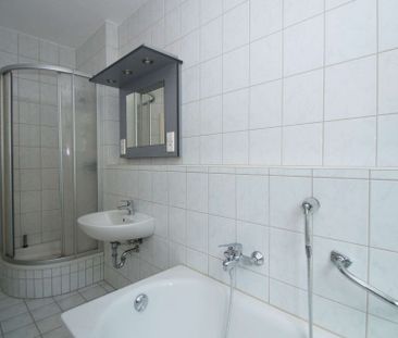 Neuer Fußboden möglich: einzigartige 3-Zimmerwohnung mit Dusche + B... - Foto 5